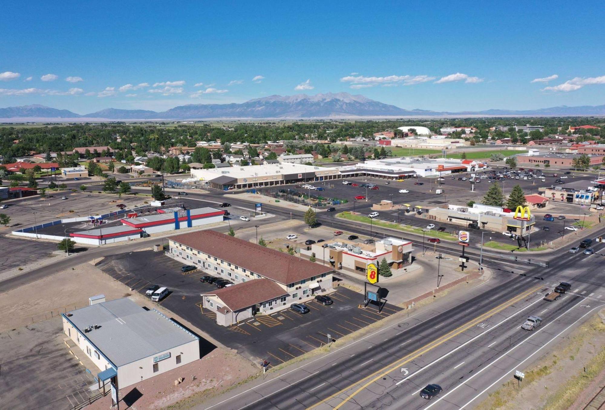 Motel Super 8 By Wyndham Alamosa Esterno foto